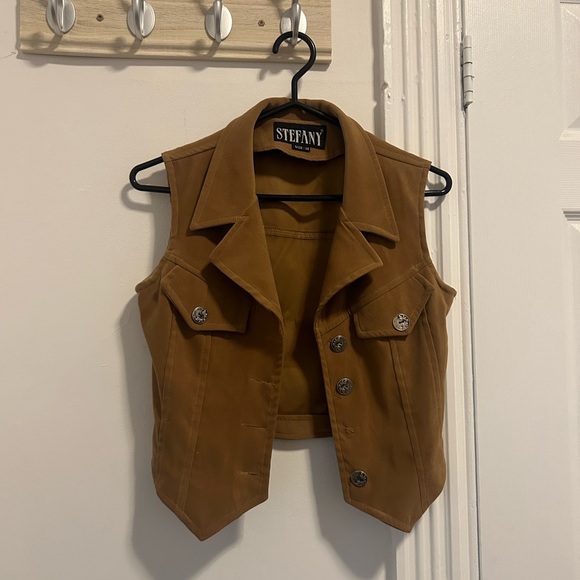 Suede vest - Picture 2 of 3